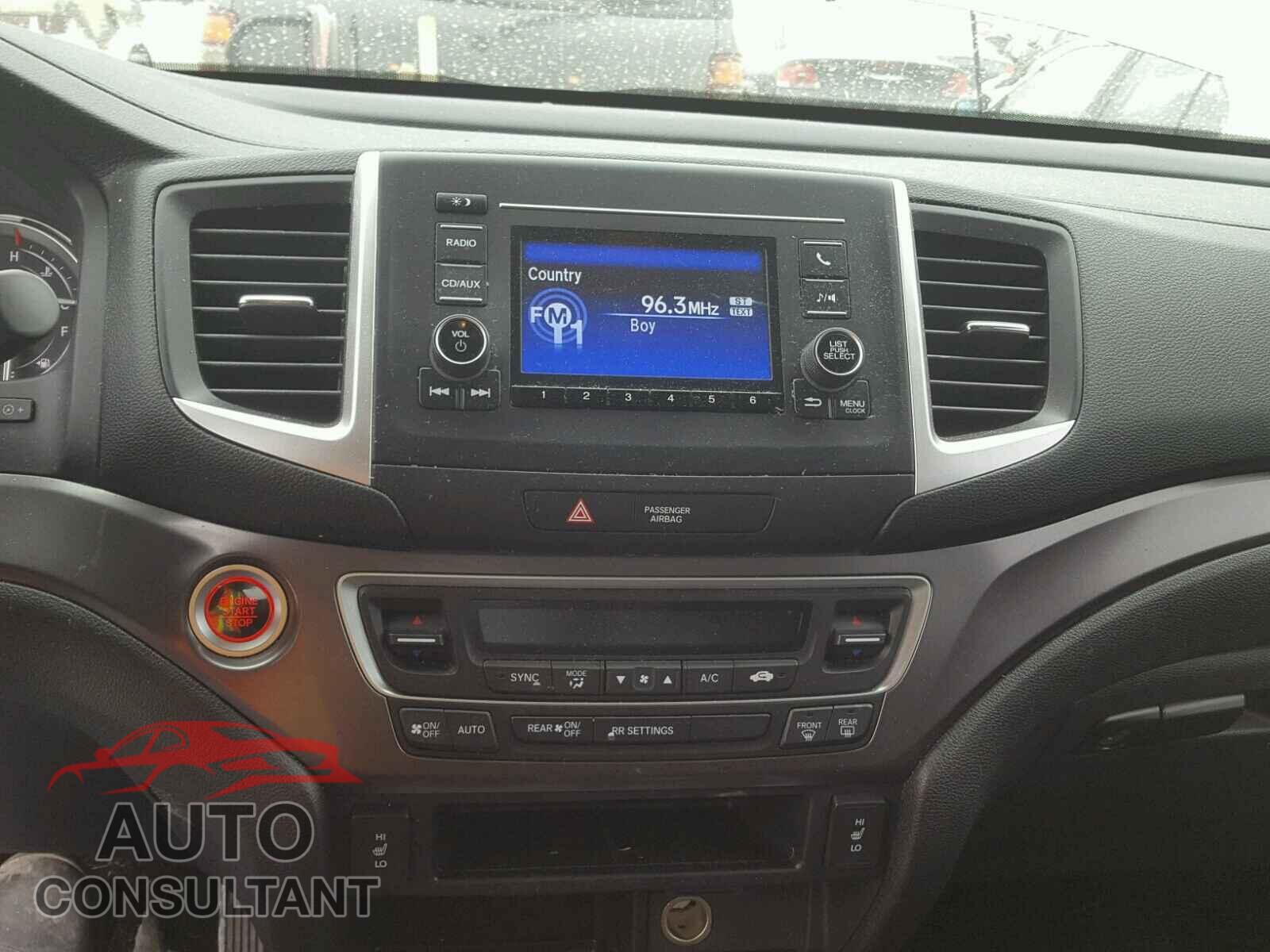 HONDA RIDGELINE 2017 - 5FPYK2F51HB001545