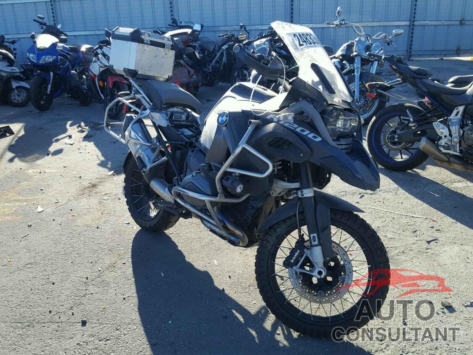 BMW MOTORCYCLE 2016 - WB10A1200GZ665581