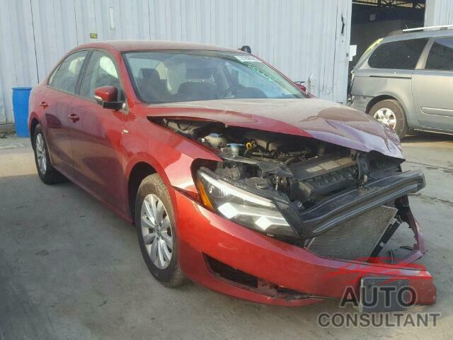 VOLKSWAGEN PASSAT 2015 - 1VWAT7A31FC014359