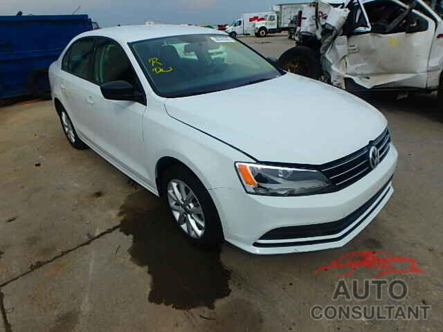 VOLKSWAGEN JETTA 2015 - 3VWD17AJ5FM218405
