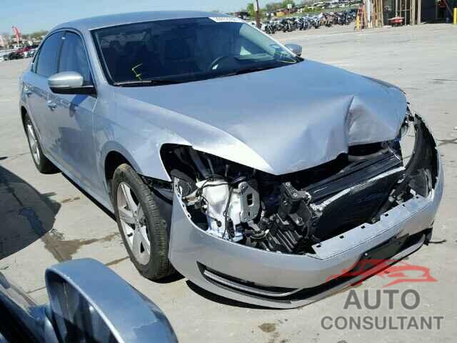 VOLKSWAGEN PASSAT 2015 - 1VWAS7A34FC090421