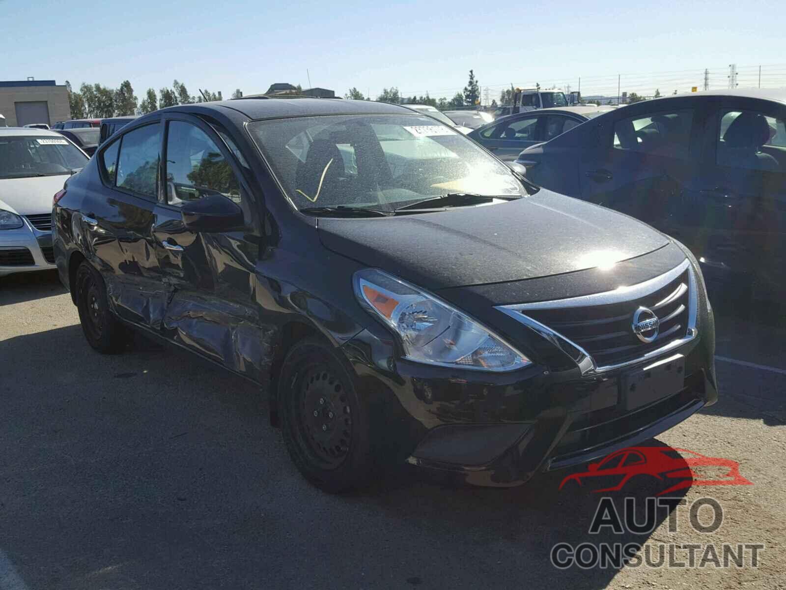 NISSAN VERSA 2015 - 3N1CN7AP8FL830999