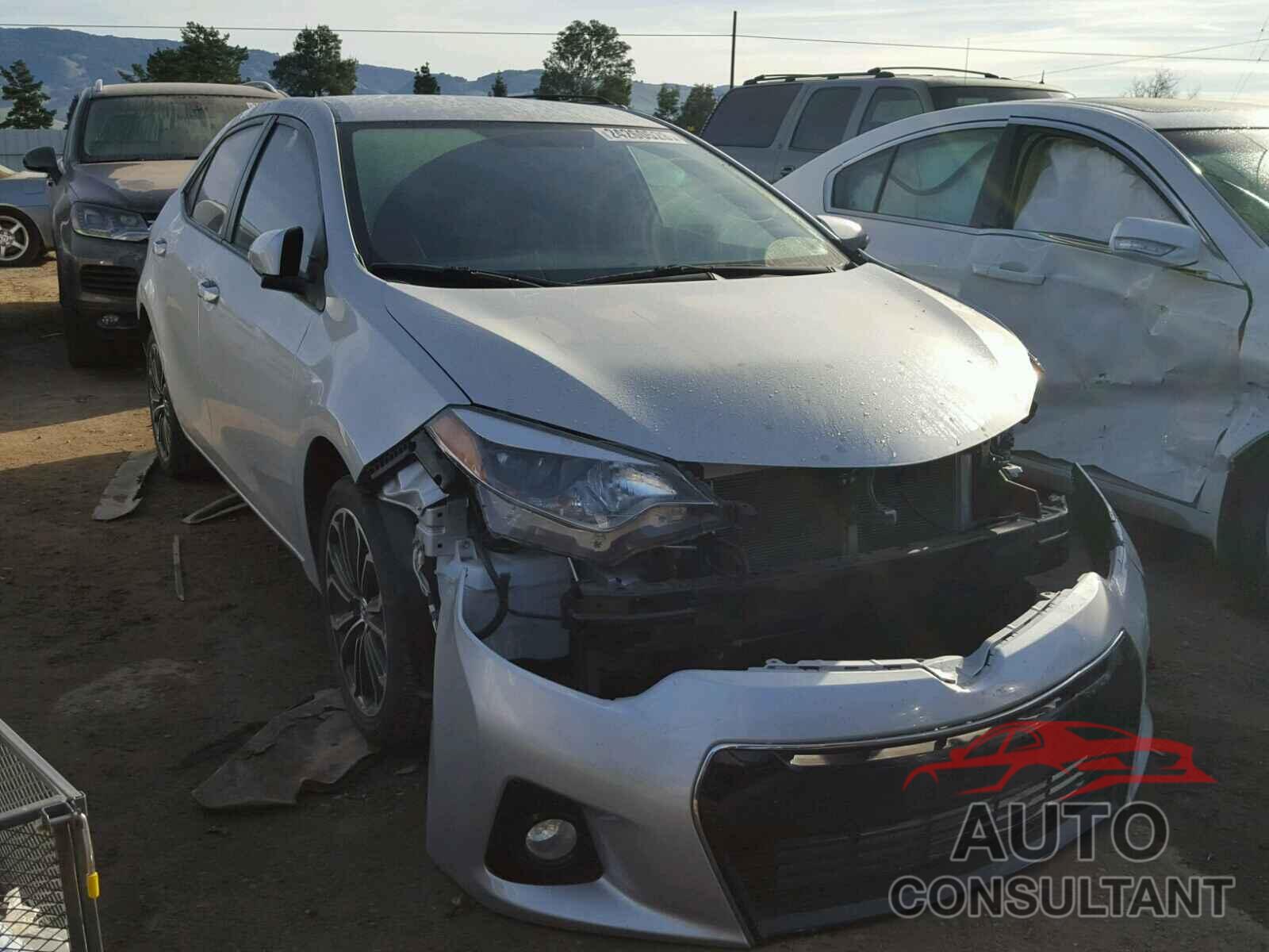 TOYOTA COROLLA 2015 - 5YFBURHE6FP357599