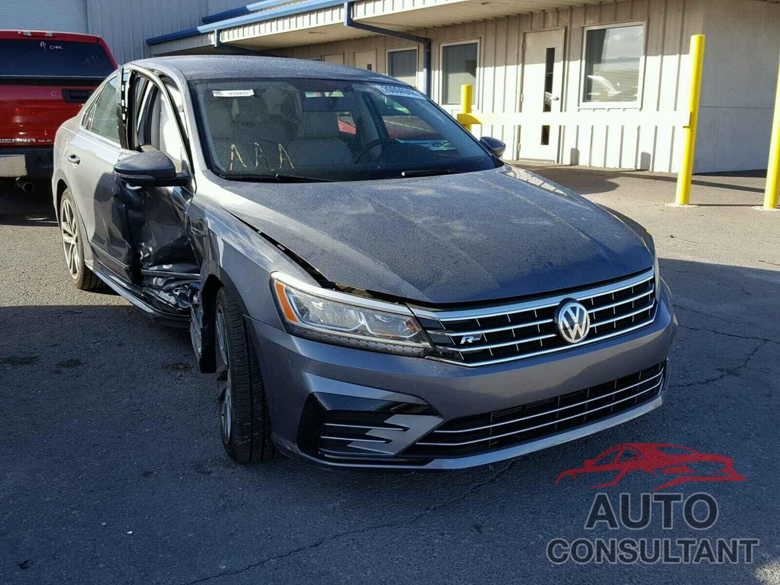 VOLKSWAGEN PASSAT 2017 - 1VWDT7A38HC072808