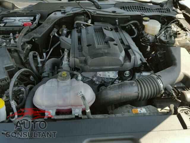 FORD MUSTANG 2016 - 1FA6P8TH1G5220367
