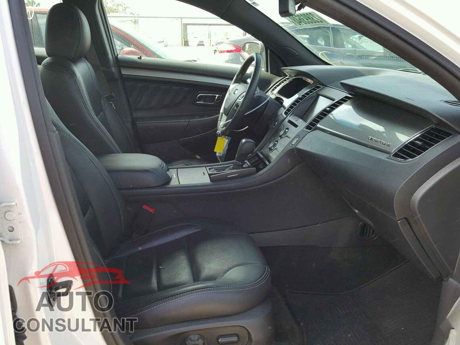 FORD TAURUS 2015 - 1FAHP2E80FG123697