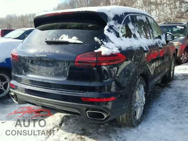 PORSCHE CAYENNE 2016 - WP1AA2A24GLA08039