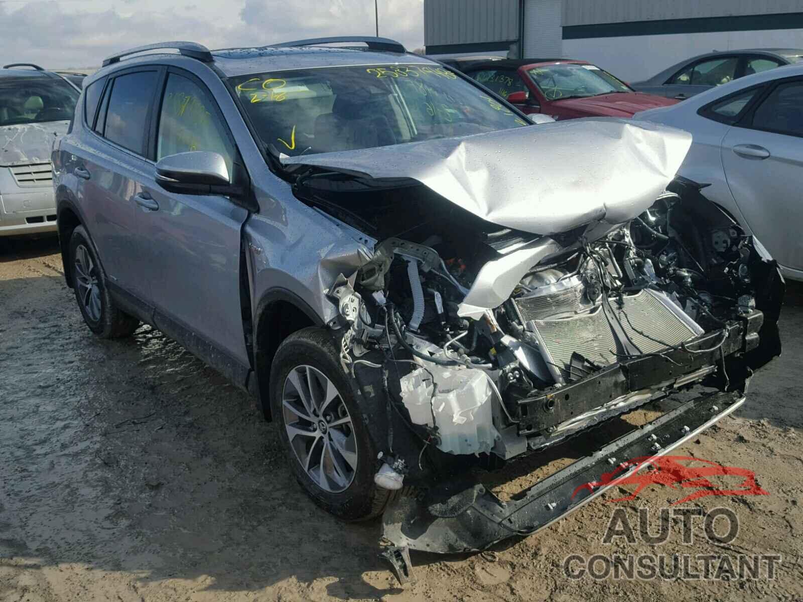TOYOTA RAV4 2017 - JTMRJREV4HD147018