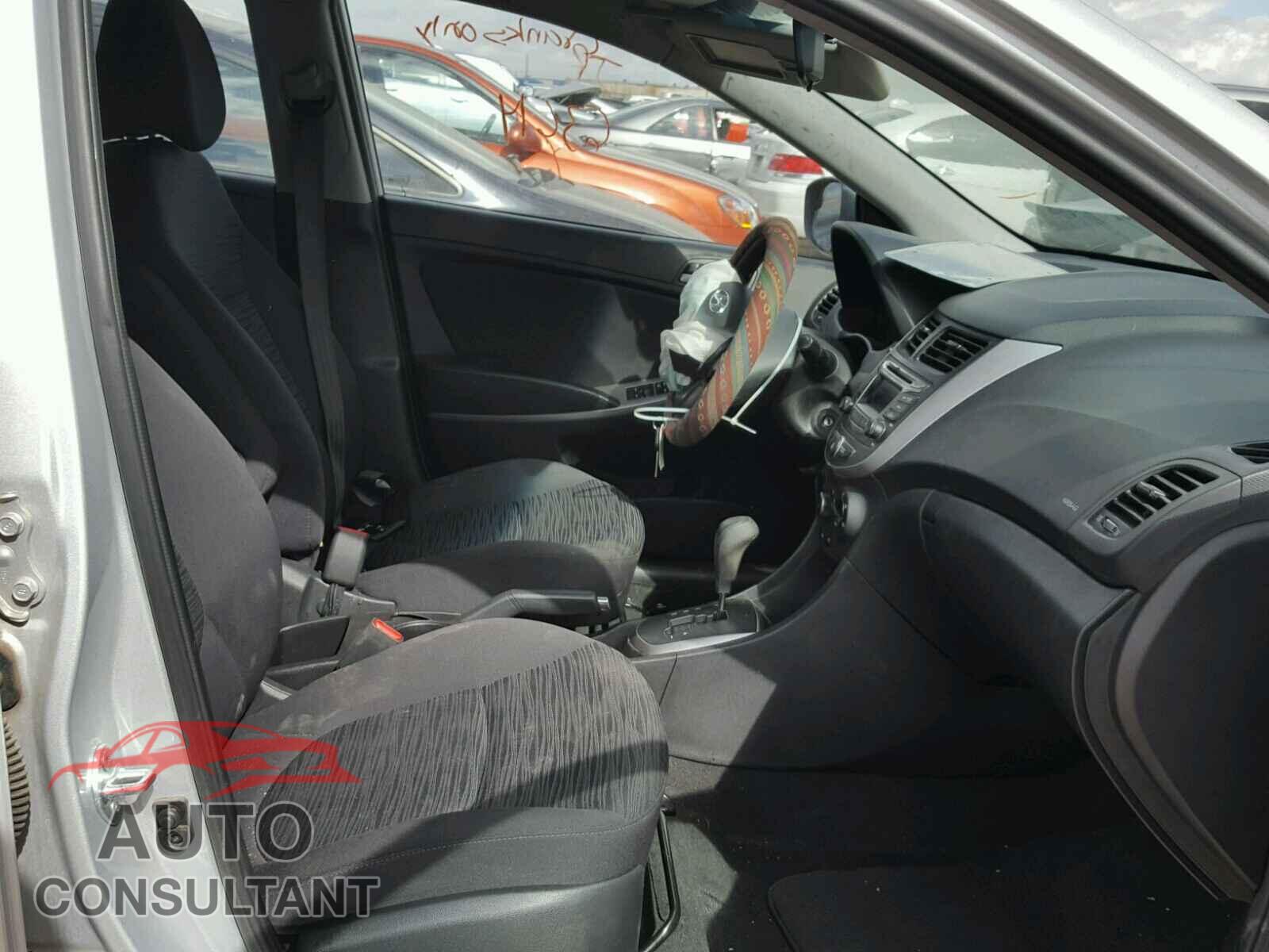 HYUNDAI ACCENT 2015 - KMHCT5AE8FU219037