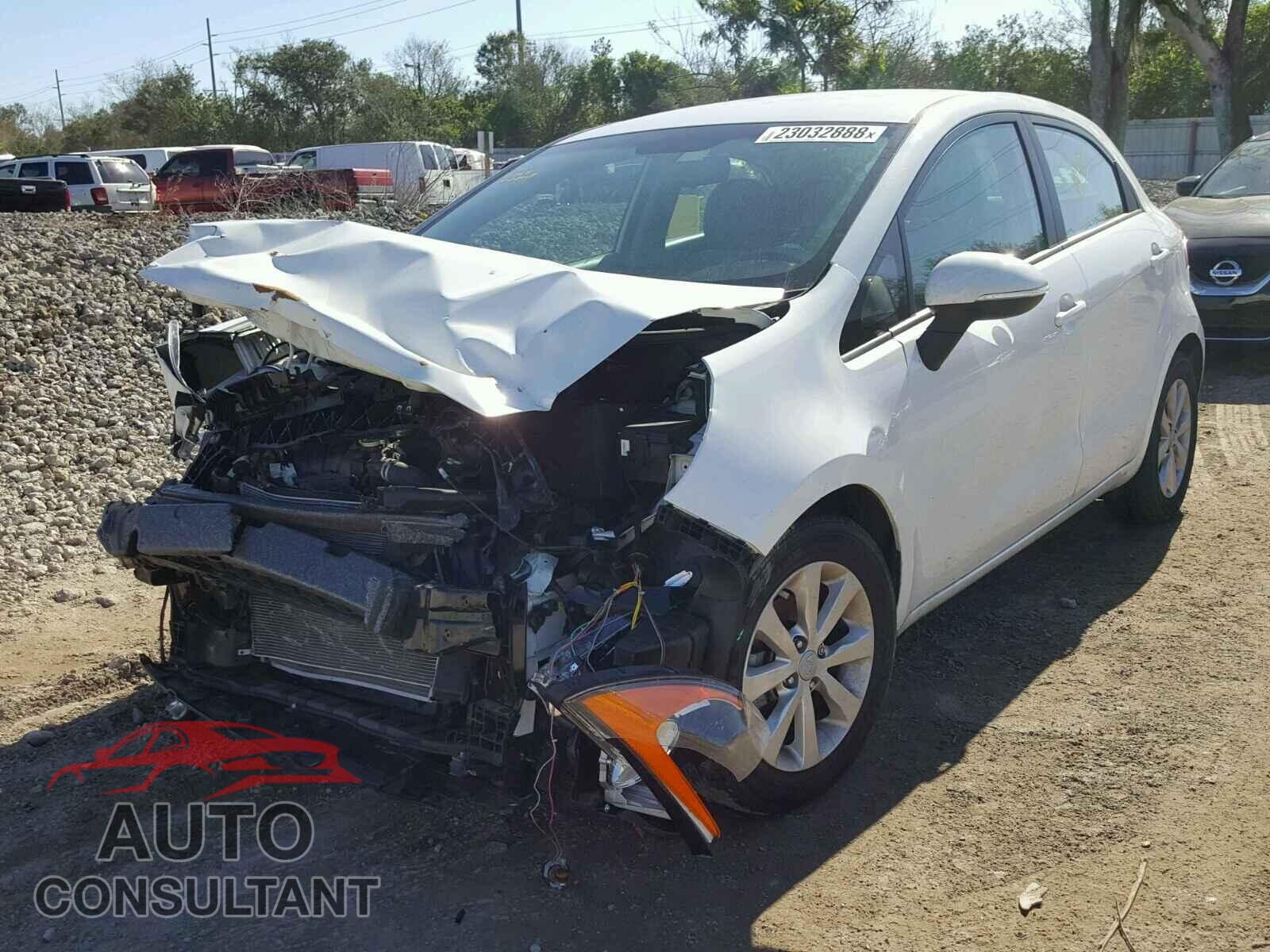 KIA RIO 2015 - KNADN5A34F6421568