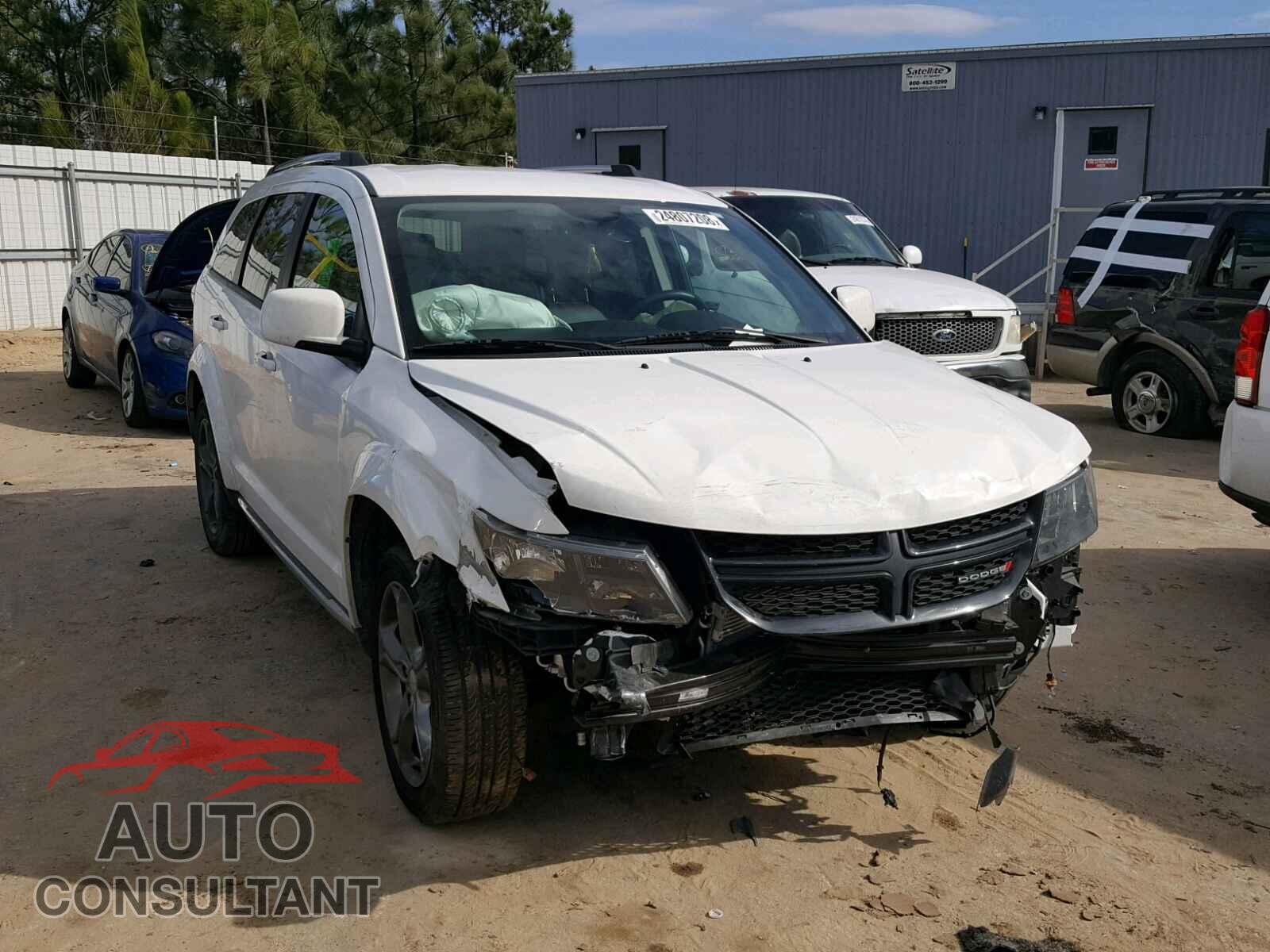 DODGE JOURNEY 2015 - 3C4PDCGG9FT697686