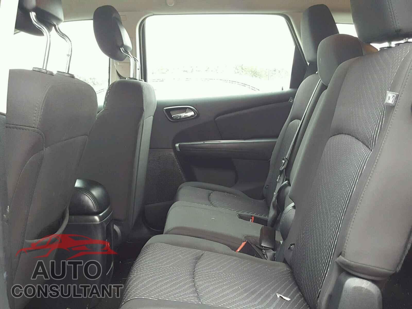 DODGE JOURNEY 2015 - 3C4PDCAB4FT739002
