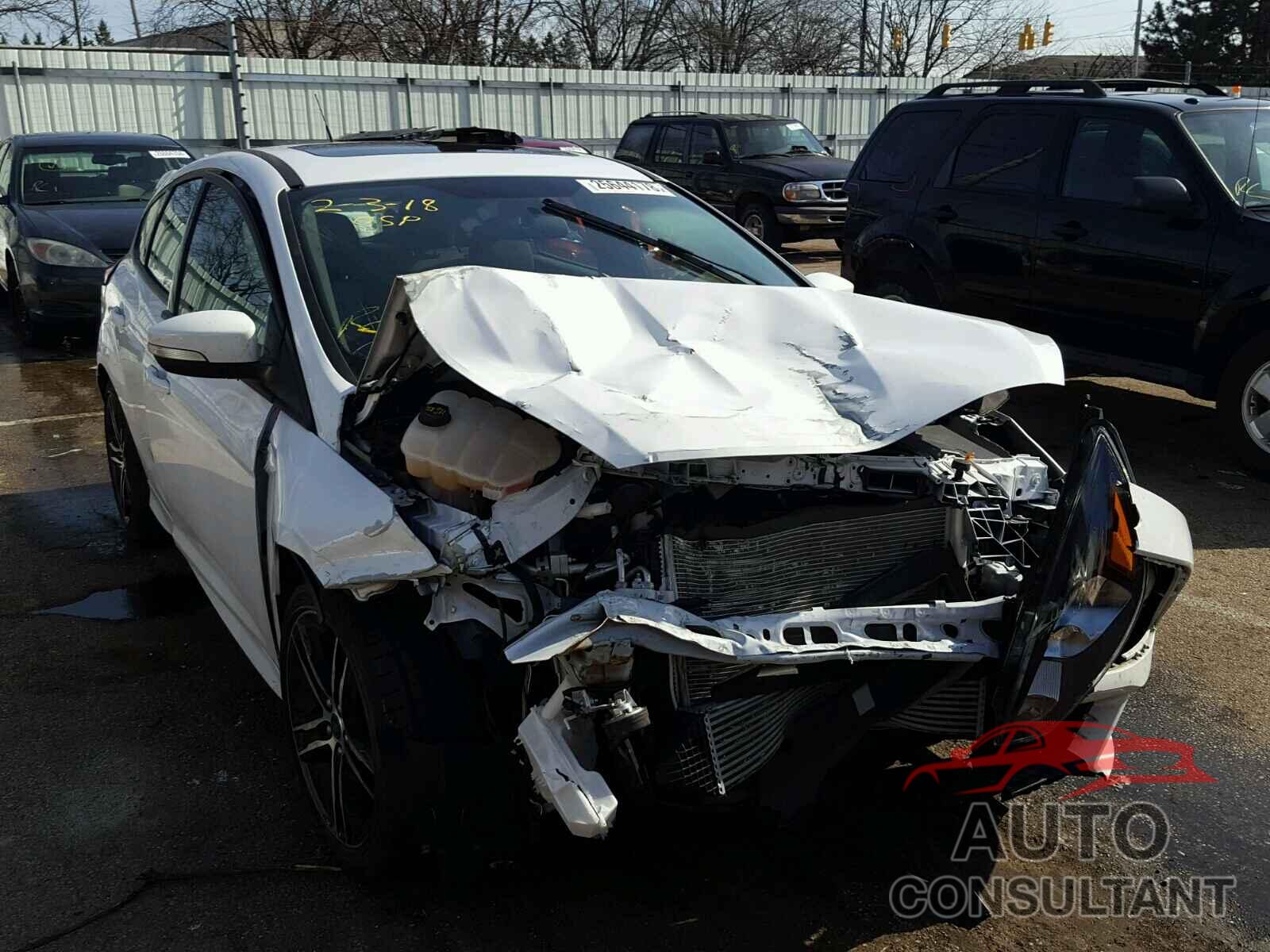 FORD FOCUS 2016 - 1FADP3L99GL221880