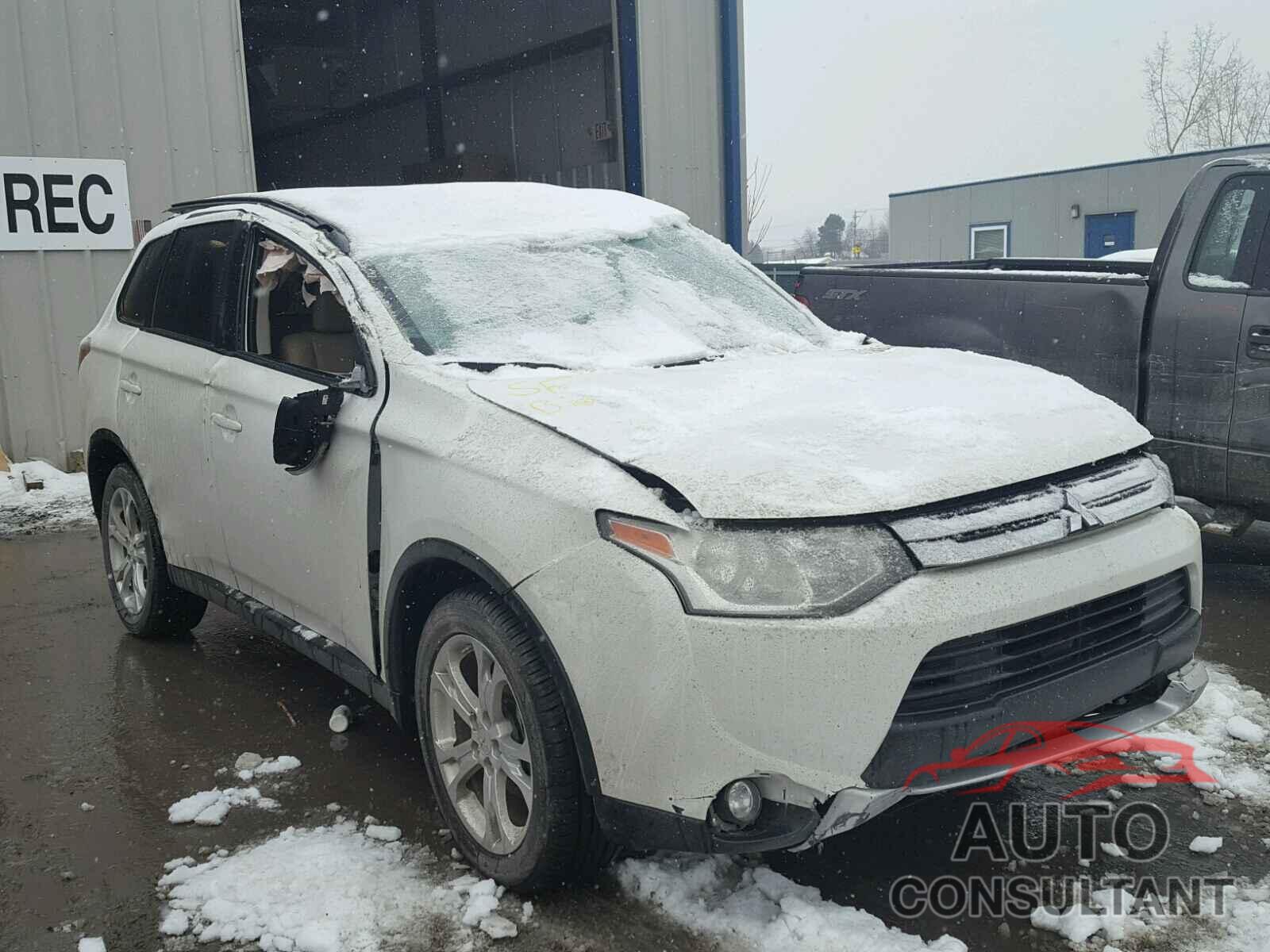 MITSUBISHI OUTLANDER 2015 - JA4AZ3A39FZ002302