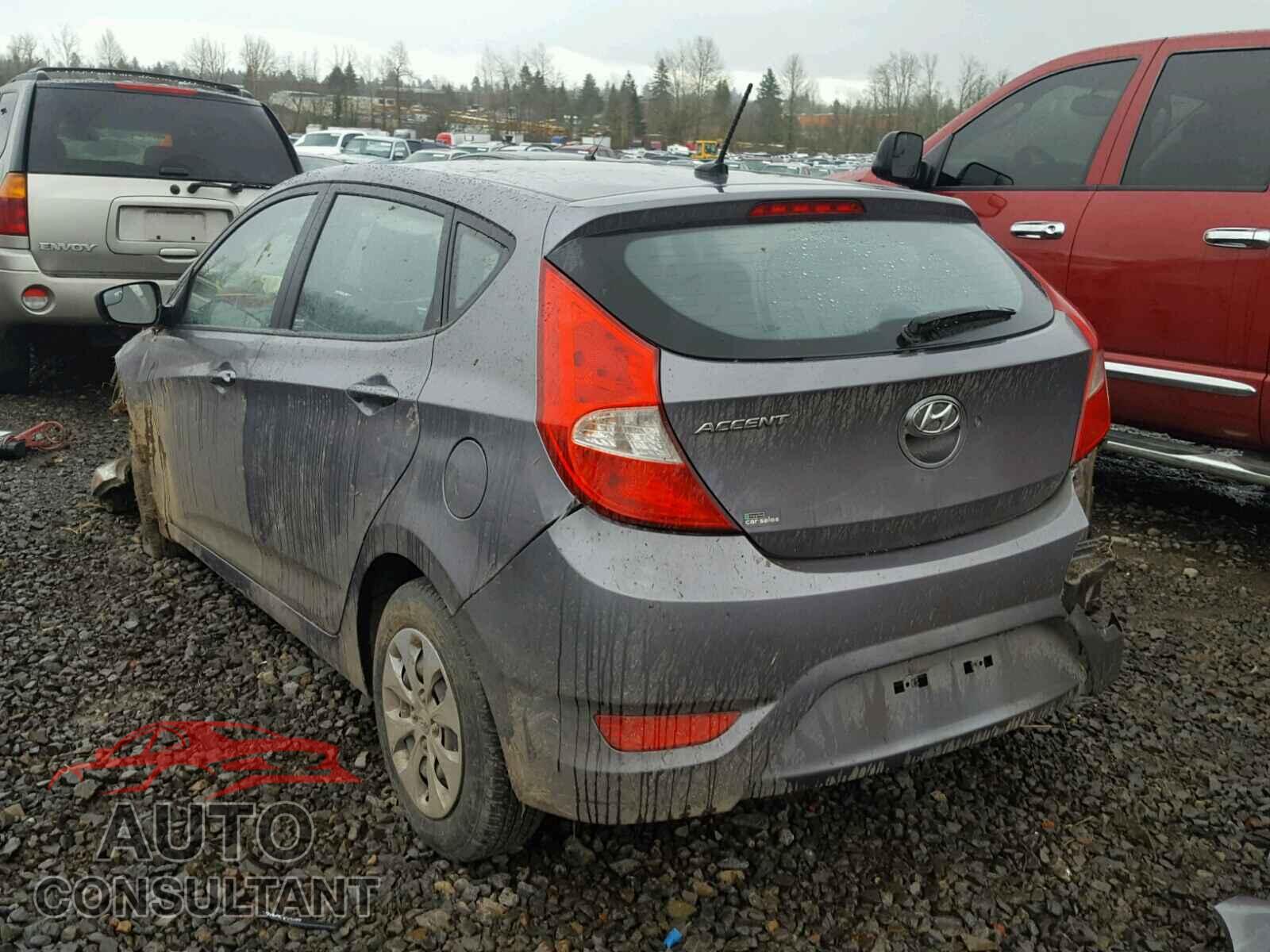 HYUNDAI ACCENT 2015 - KMHCT5AE3FU198971