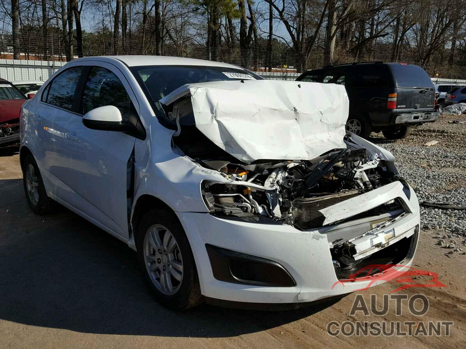 CHEVROLET SONIC 2015 - 1G1JC5SH5F4180355