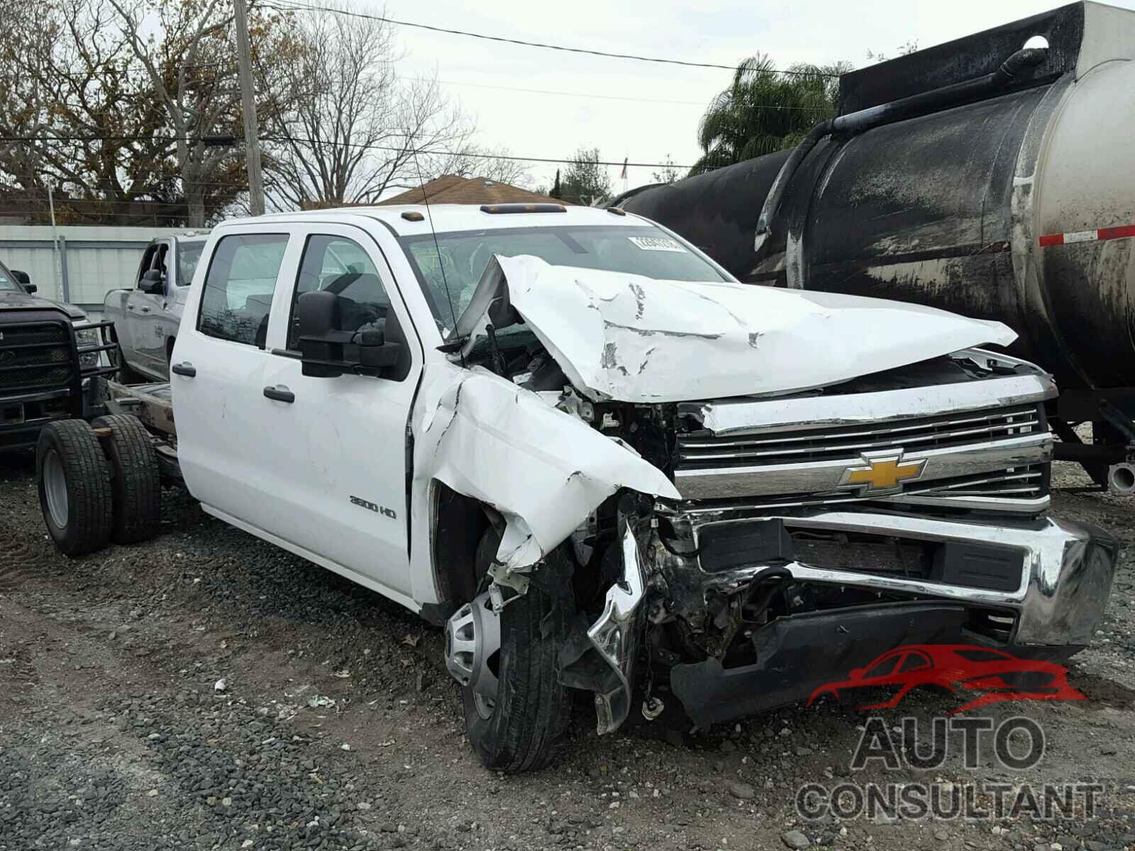 CHEVROLET SILVERADO 2015 - 1GB4CYCG9FF537718