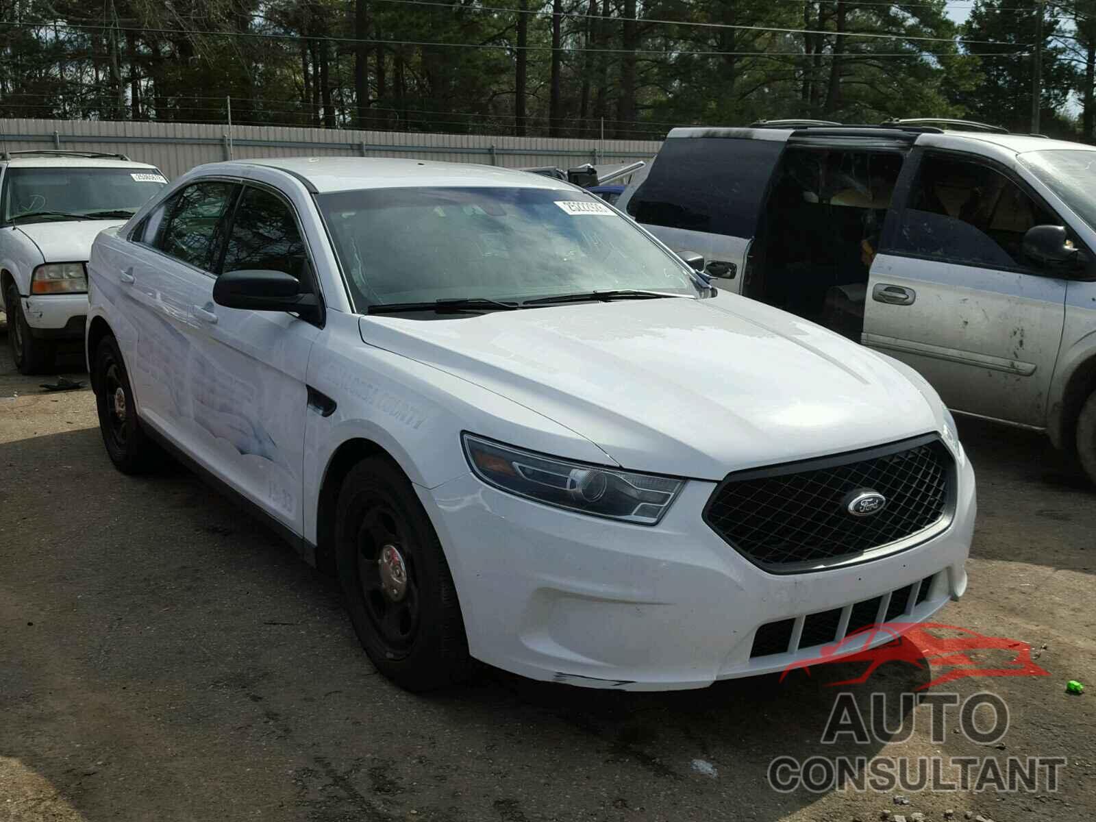 FORD TAURUS 2015 - 1FAHP2L89FG167958