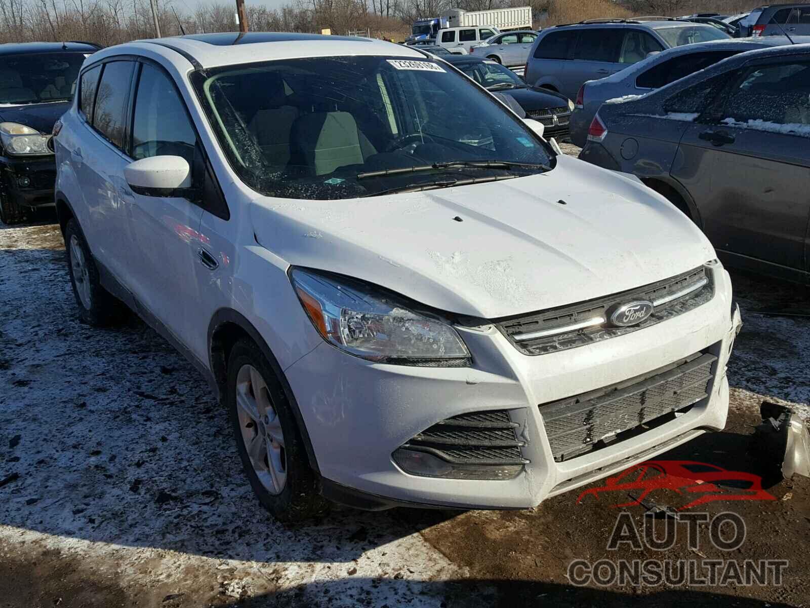 FORD ESCAPE 2015 - 1FMCU0GX5FUC23295