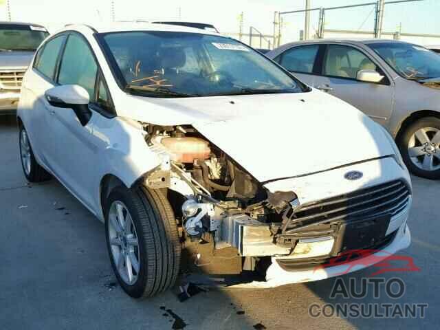 FORD FIESTA 2015 - 3FADP4EJXFM225432
