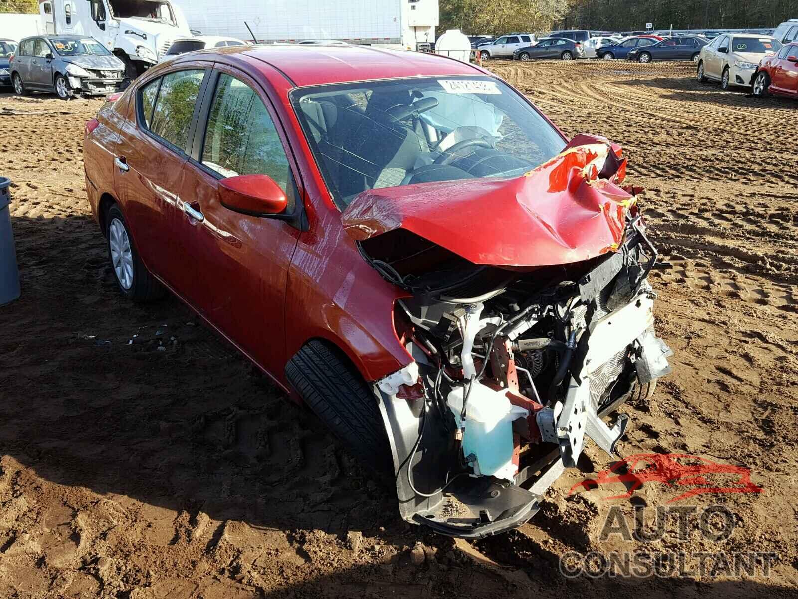 NISSAN VERSA 2015 - 3N1CN7AP3FL932520