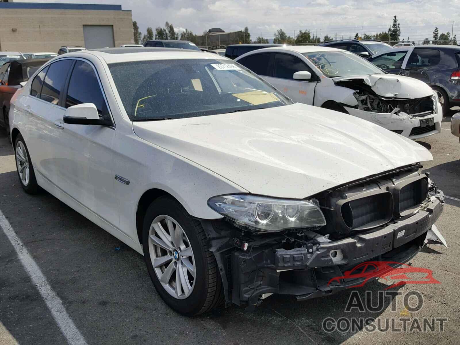 BMW 5 SERIES 2015 - WBA5A5C5XFD523838