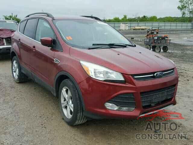 FORD ESCAPE 2015 - 1FMCU9G9XFUB09962