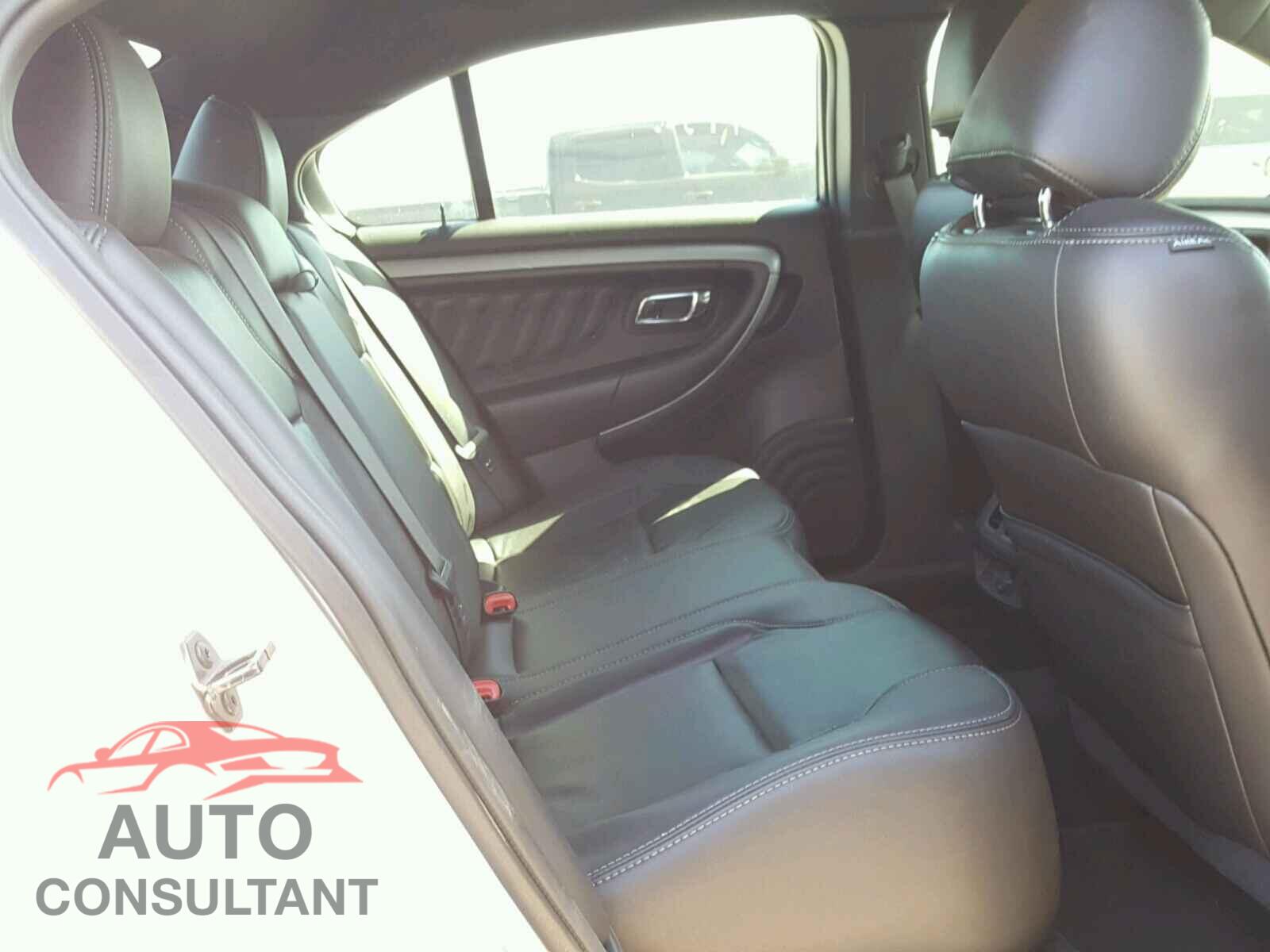 FORD TAURUS 2016 - 1FAHP2E84GG135837
