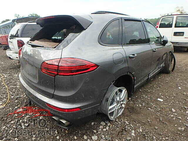 PORSCHE CAYENNE 2015 - WP1AB2A20FLA60067