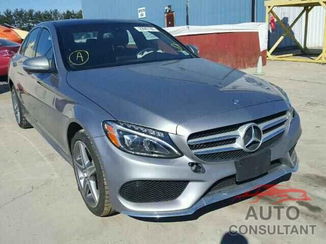 MERCEDES-BENZ C300 2015 - 55SWF4KBXFU018772
