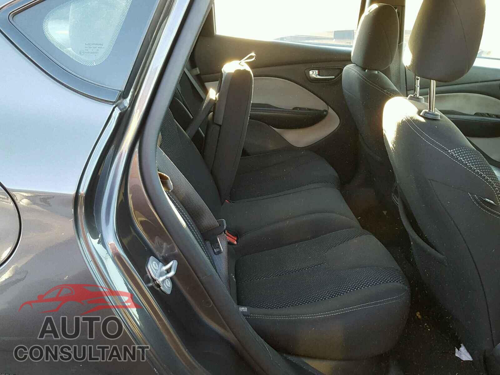 DODGE DART 2015 - 1C3CDFBB3FD279047