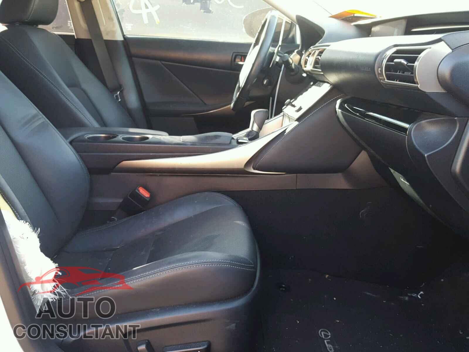 LEXUS IS250 2015 - JTHBF1D21F5071775