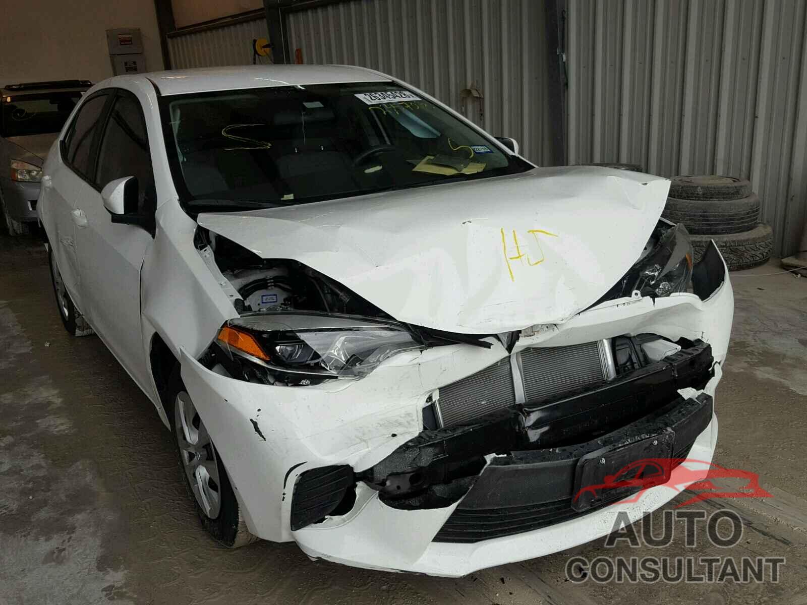 TOYOTA COROLLA 2015 - 5YFBURHE1FP235703