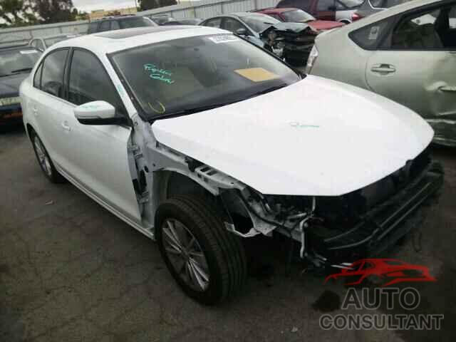 VOLKSWAGEN JETTA 2015 - 3VWD17AJ6FM300658