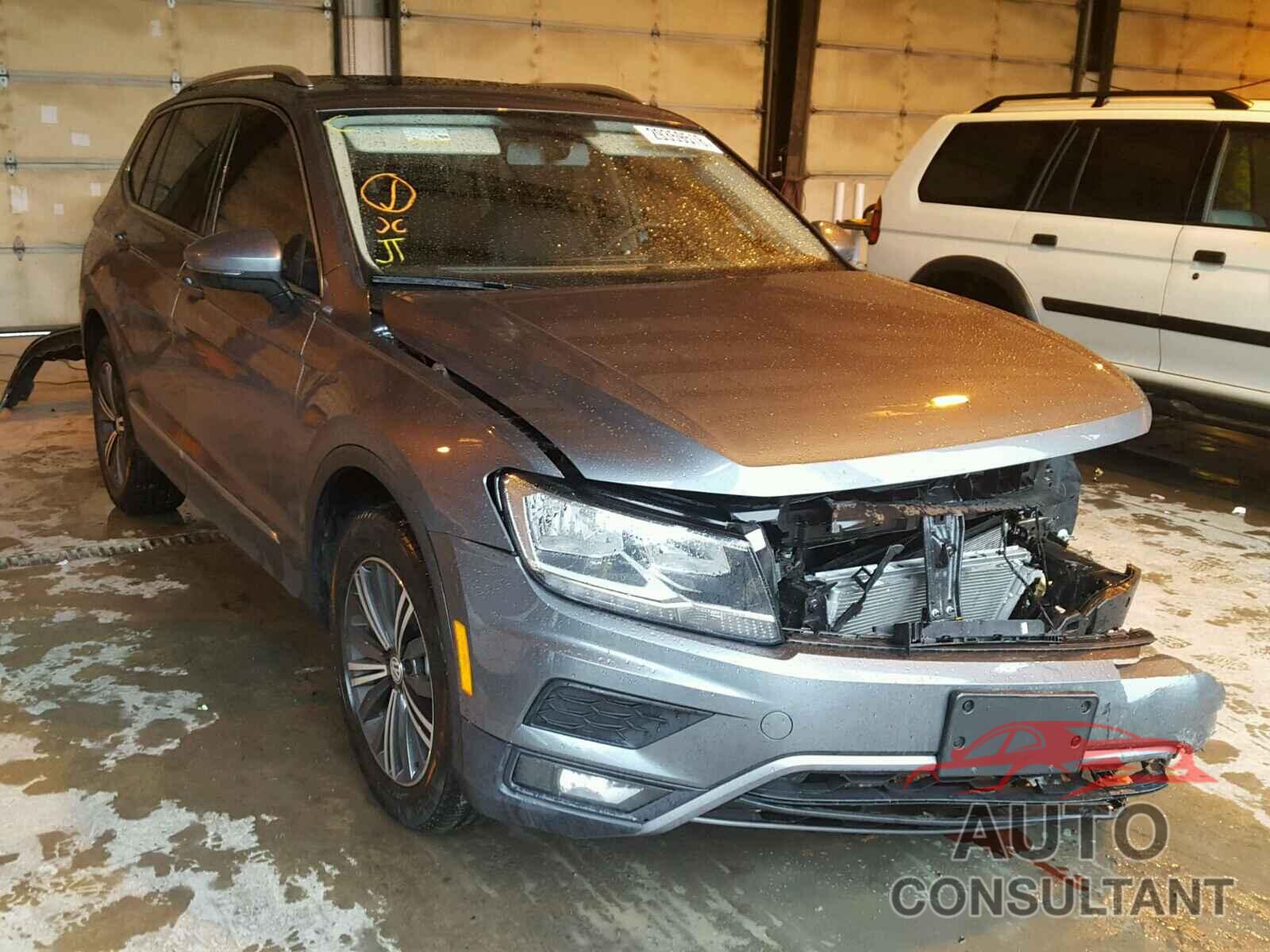 VOLKSWAGEN TIGUAN 2018 - 3VV2B7AX0JM081444