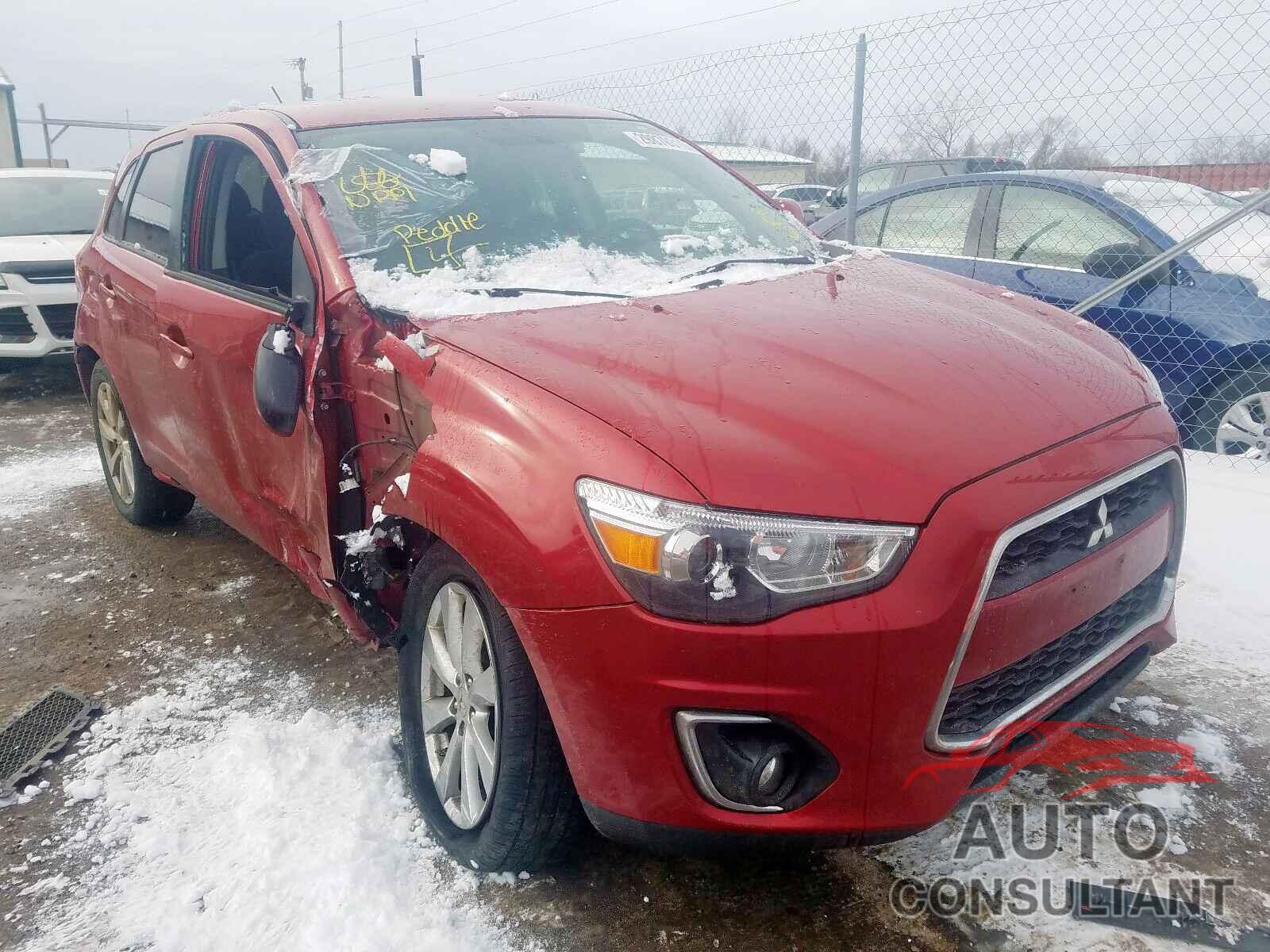 MITSUBISHI OUTLANDER 2015 - 5N1DR2MM8HC621542