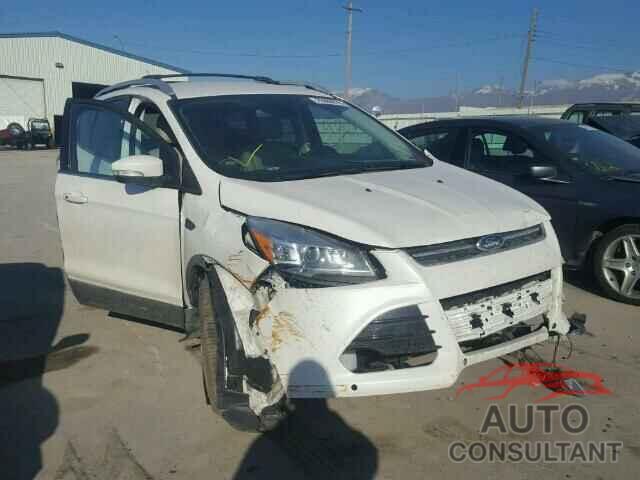 FORD ESCAPE 2016 - 1FMCU9J98GUC88495