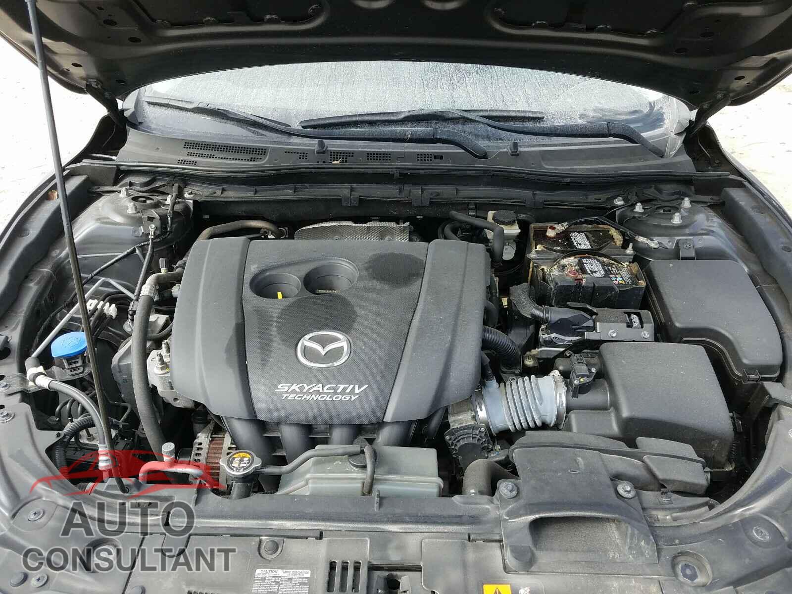 MAZDA 3 2017 - 3MZBN1V70HM129206
