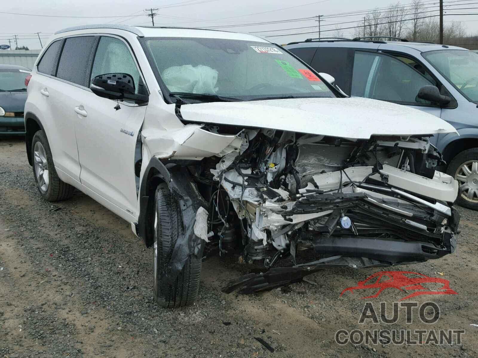 TOYOTA HIGHLANDER 2018 - 5TDDGRFH9JS041529