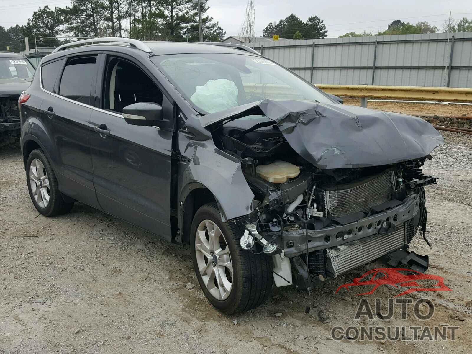 FORD ESCAPE 2016 - 1FMCU0J95GUB84056