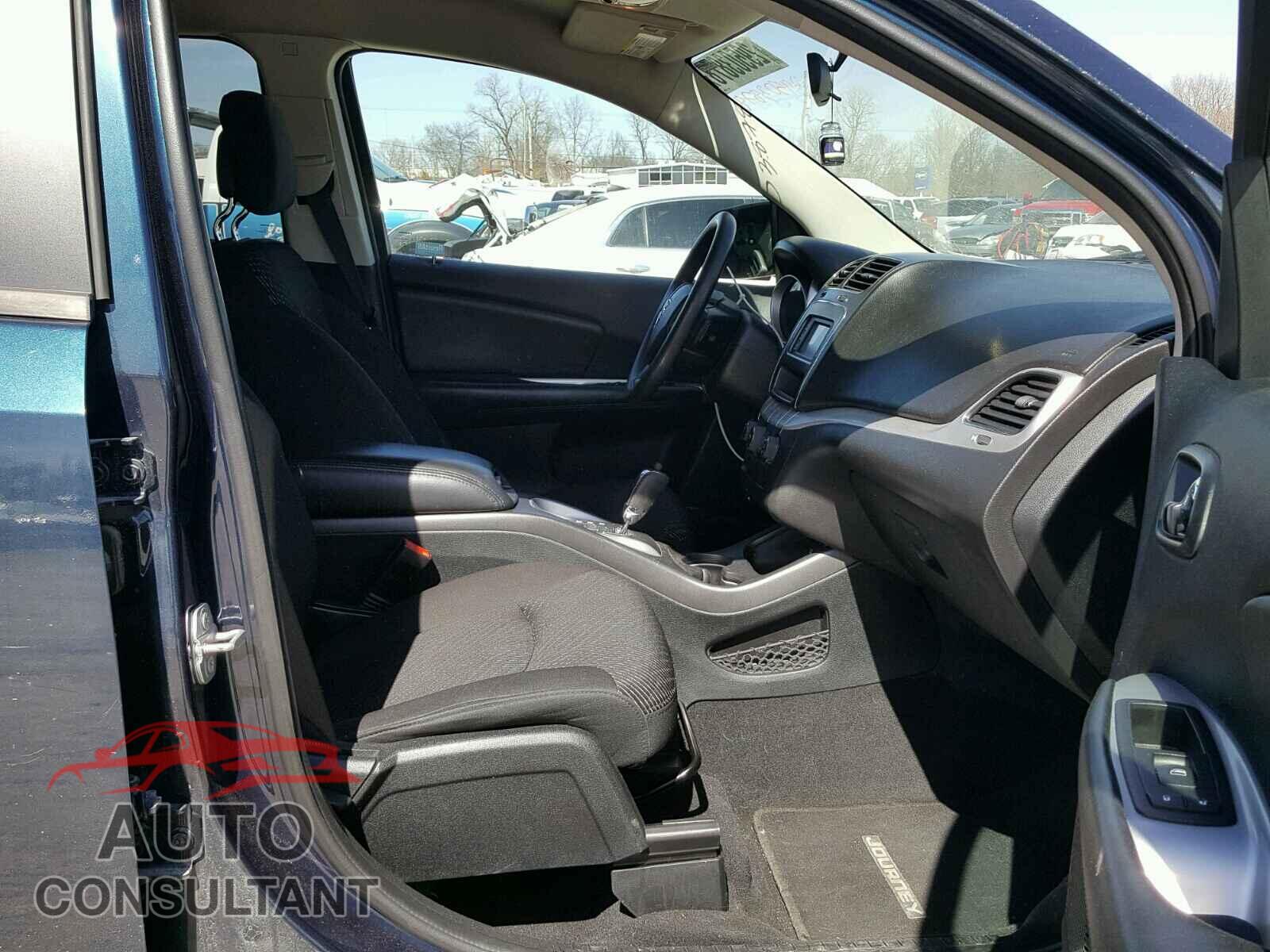 DODGE JOURNEY 2015 - 3C4PDCBB3FT582786