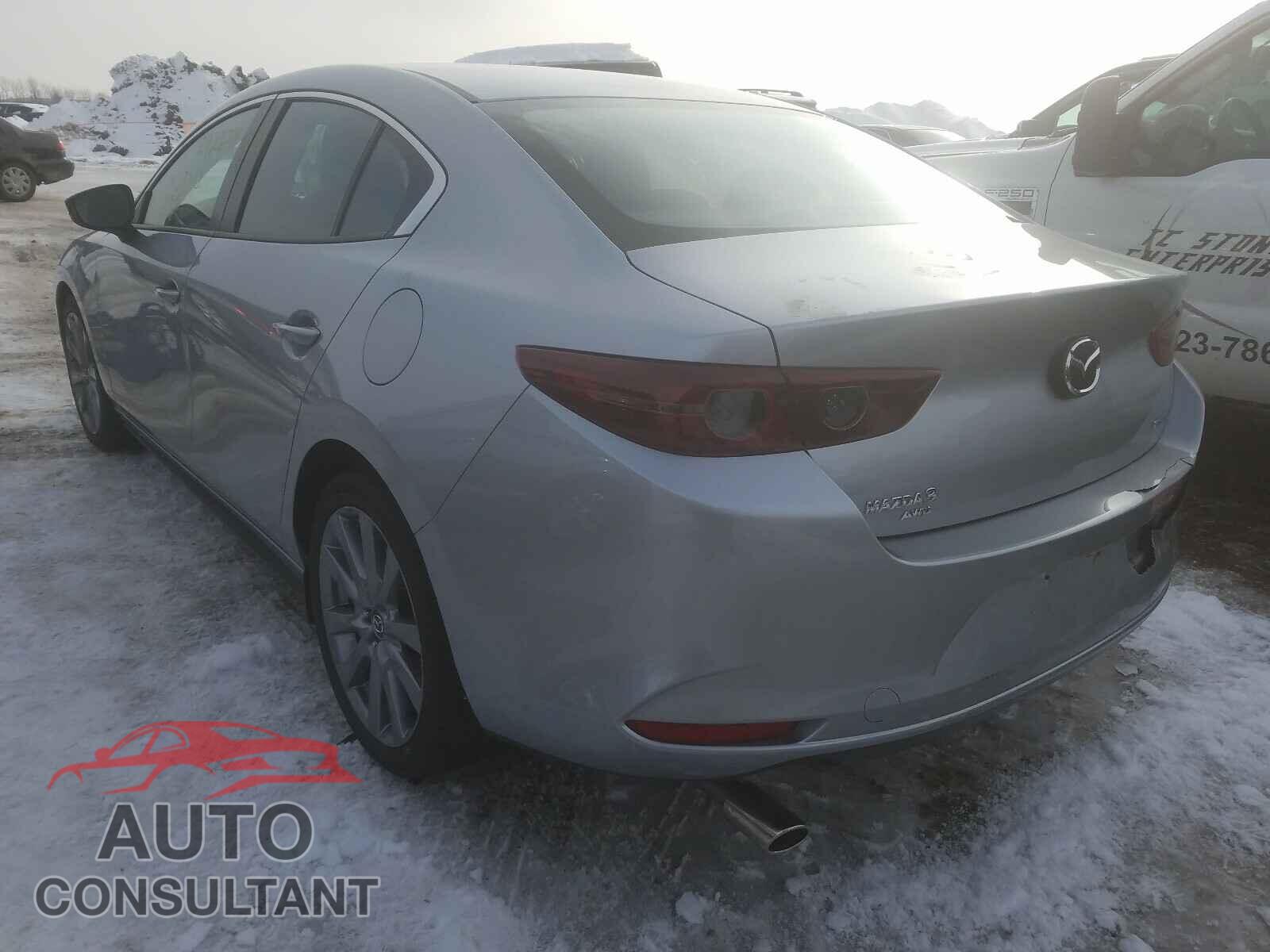 MAZDA 3 2019 - JM1BPBAM5K1120018