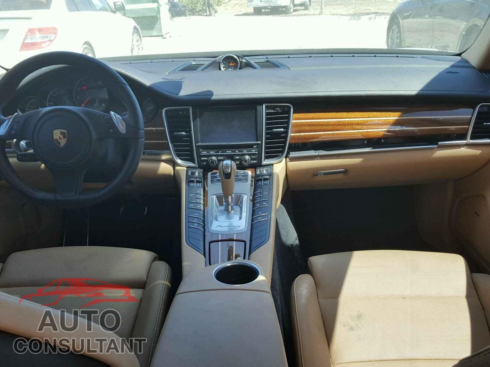 PORSCHE PANAMERA 2016 - WP0AA2A77GL005083