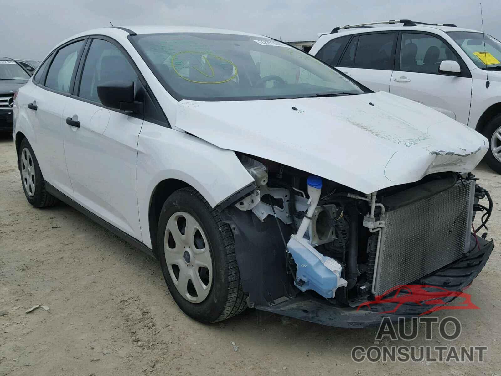 FORD FOCUS 2015 - 1FADP3E26FL347726