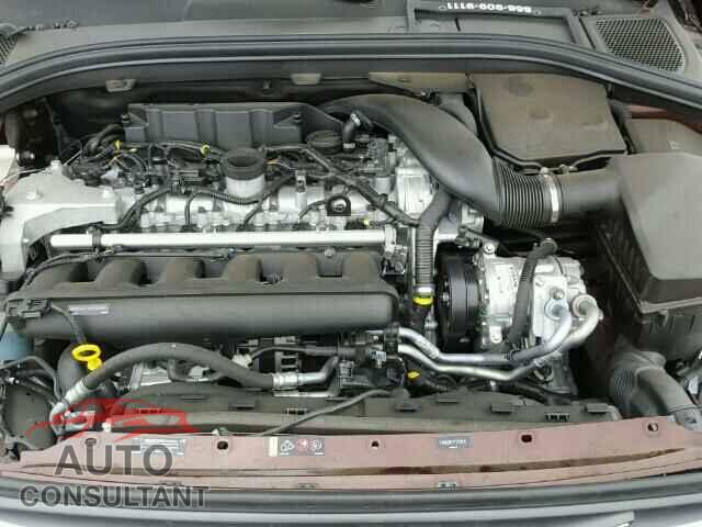 VOLVO XC60 2015 - YV4902RK7F2723216