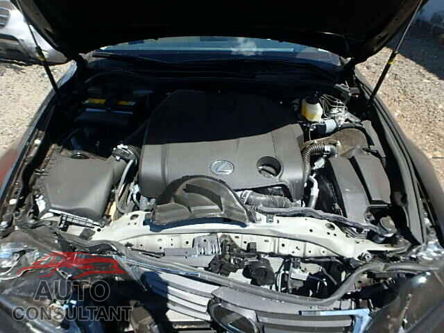 LEXUS IS250 2015 - JTHCF1D22F5019785