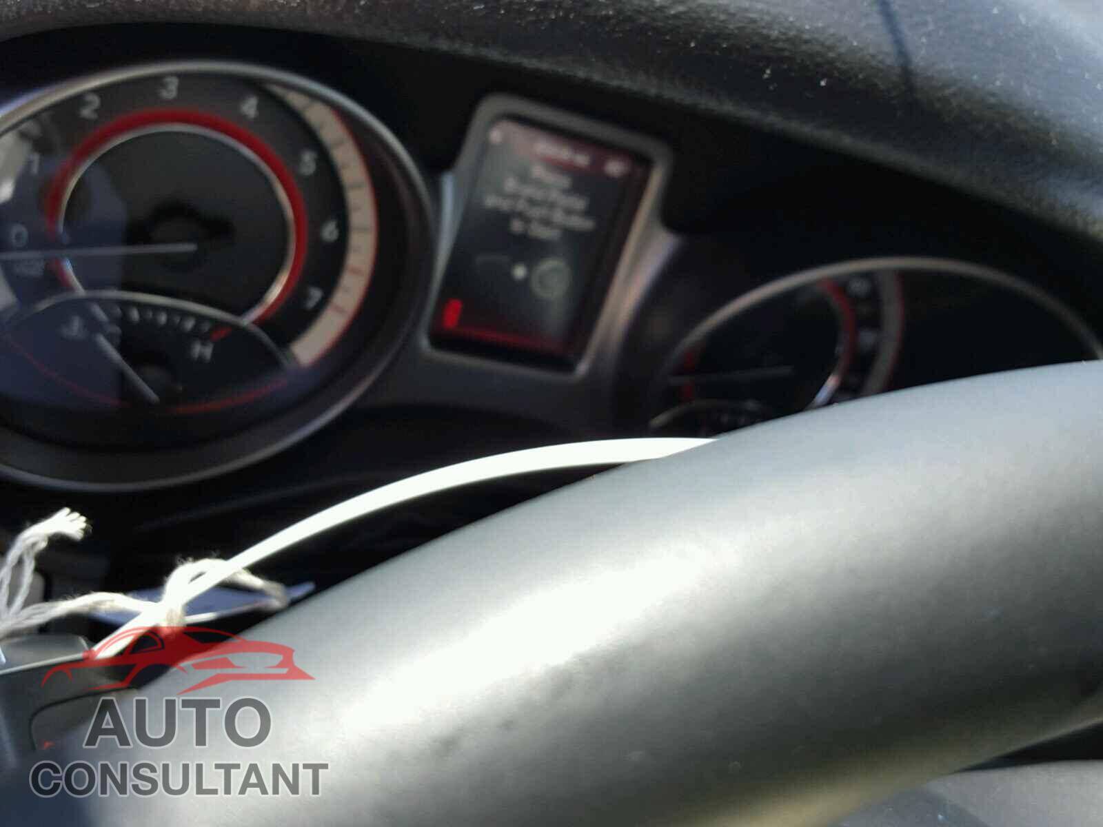 DODGE JOURNEY 2015 - 3C4PDCGB7FT617158