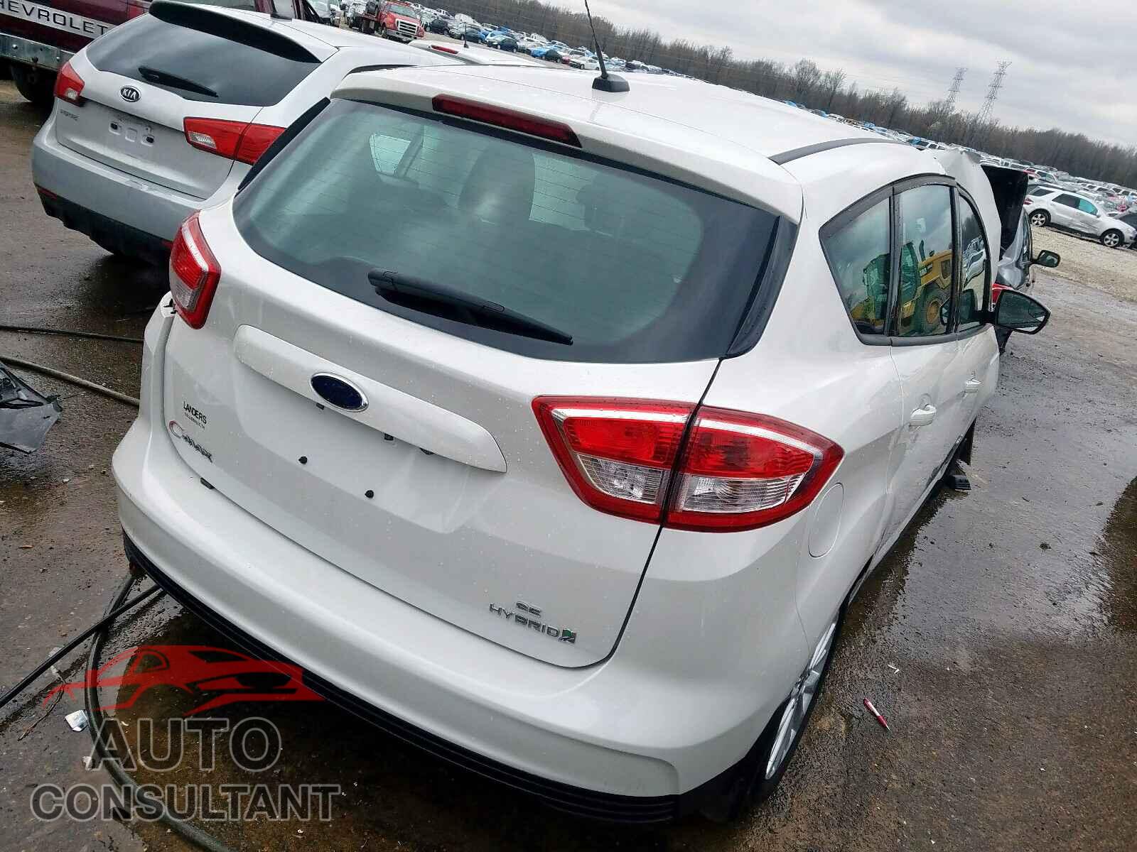 FORD CMAX 2017 - 5YFEPMAE4MP183806