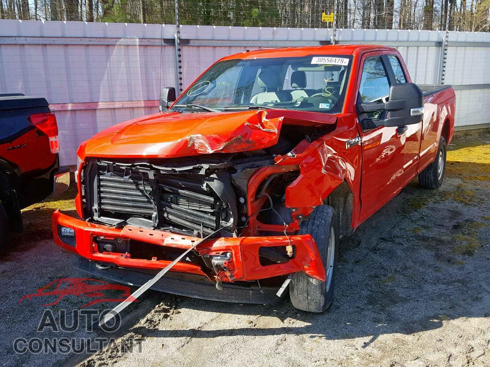 FORD F150 SUPER 2017 - ZACCJBCB6HPG64652