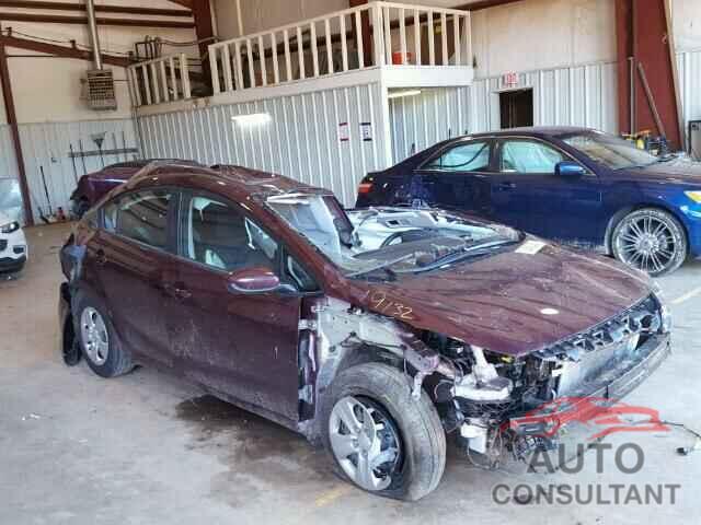 KIA FORTE 2017 - 3KPFK4A72HE037741